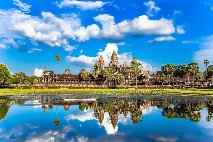 Seven-Day Cambodia: Phnom Penh to Angkor Wat Cultural & Nature Tour photo 3