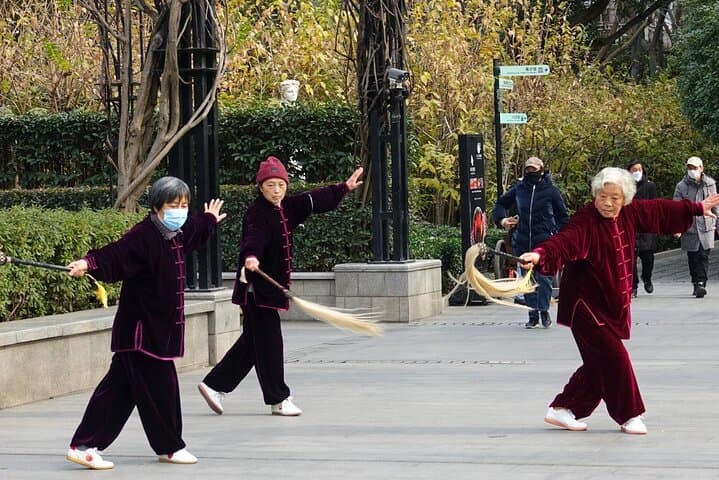 Explore Shanghai: Bund, French Concession & Homemade Lunch Experience photo 3