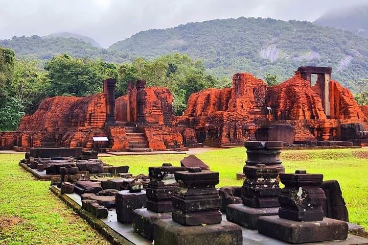 Private My Son Sanctuary, Marble Mountains & Son Tra (Lady Buddha) Day Tour from Da Nang