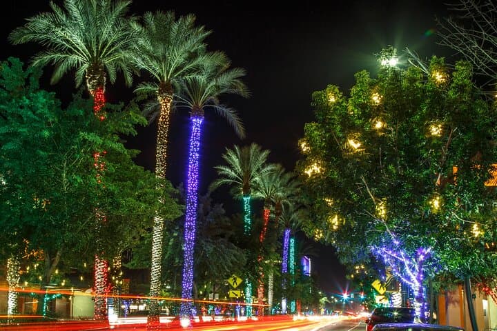 Private Christmas Walking Tour: Phoenix Enchanted Holiday Walk photo 2