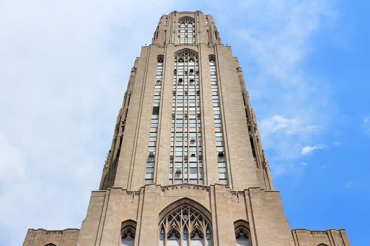 Pittsburgh Panorama Private Walking Tour: Downtown Architecture, Art & Riverfront photo 4