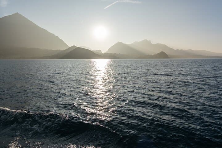 Capture Thun: Private Walking Photo Tour at the Foot of the Bernese Alps photo 6