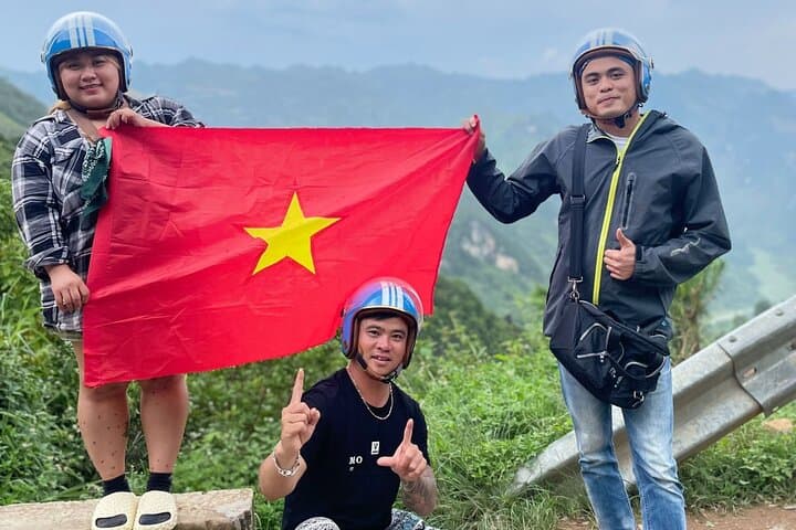 Ha Giang Loop 4-Day Motorcycle Tour — Ma Pi Leng, Dong Van & Homestays