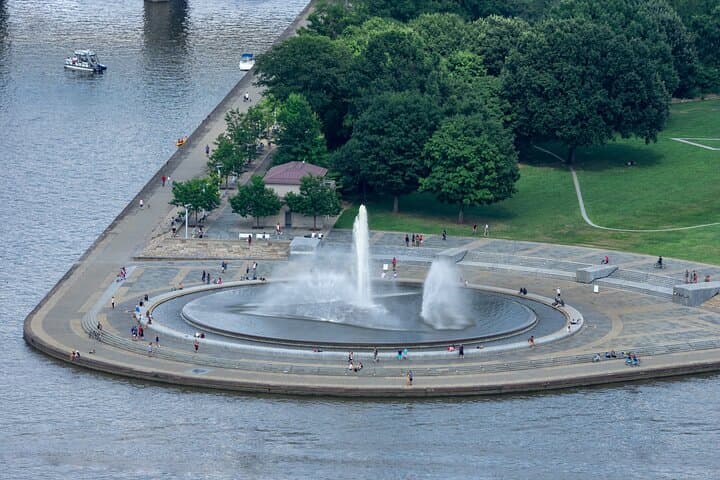 Pittsburgh Family Treasures: Private 2-Hour Urban Adventure Tour photo 4