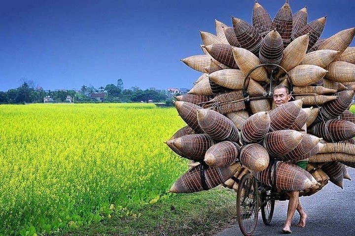 7-Day Vietnam Private Tour: Saigon, Cu Chi, Mekong, Hanoi & Halong Bay photo 2