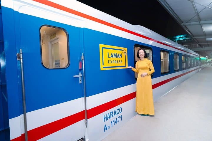Saigon to Hanoi: 10-Day Laman Express Private Vietnam Tour photo 2