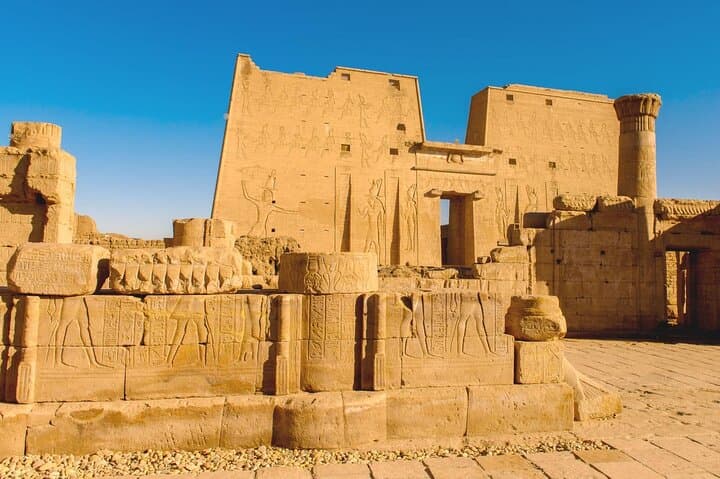 Day Tour From Luxor to Aswan: Edfu, Kom Ombo, Philae & High Dam in One Day photo 2