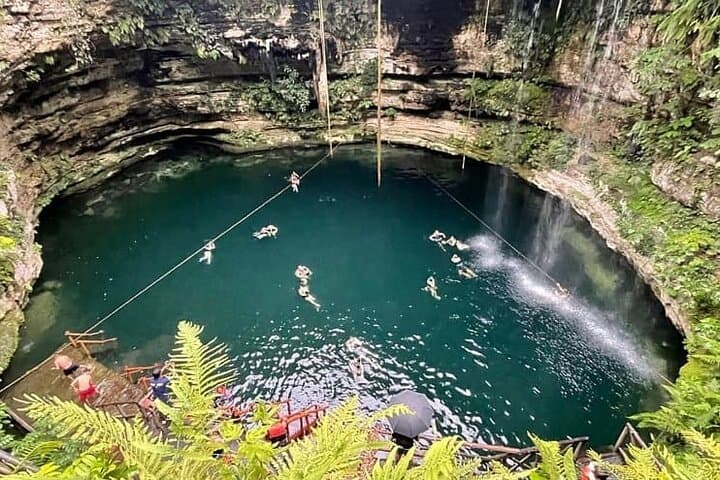 Chichén Itzá Day Tour with Saamal Cenote Swim and Valladolid Visit photo 6