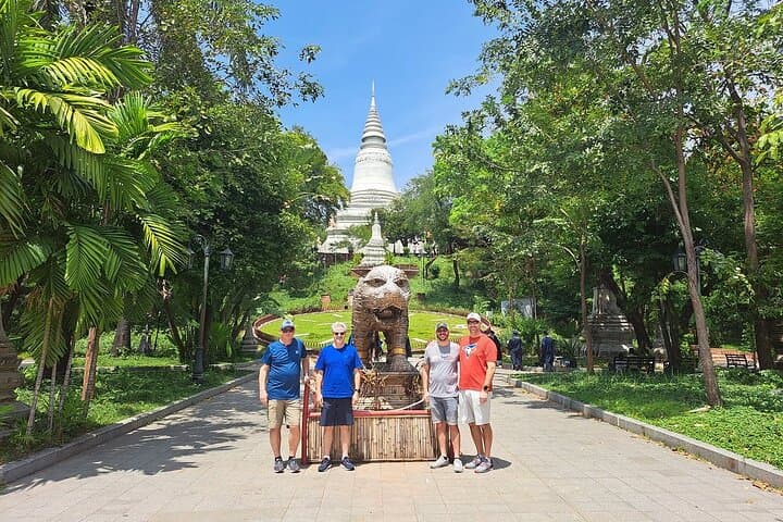Phnom Penh Full-Day City Tour: Royal Palace, Killing Fields and Markets photo 2