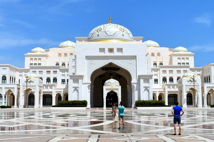Abu Dhabi Half-Day: Sheikh Zayed Grand Mosque, Qasr Al Watan & Etihad Towers photo 6
