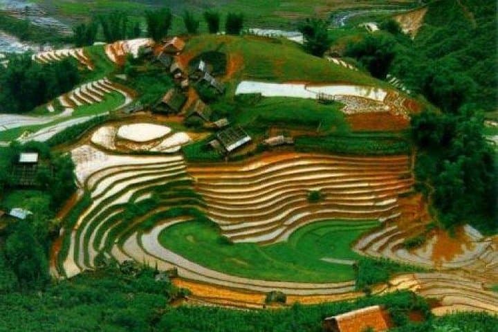 Sapa 3-Day Trek & Fansipan Cable Car: Cat Cat, Lao Chai and Ta Van Villages photo 3