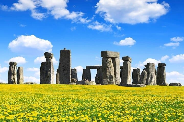 Stonehenge and Bath Day Tour from London — Roman Baths & Neolithic Stone Circle photo 2