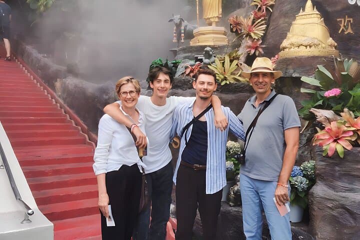 Tuk Tuk City Bites: Half-Day Bangkok Food and Sightseeing Tour photo 4