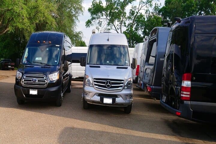 Private Shuttle from Hobby Airport to Galveston — Up to 10-Passenger Van Transfer photo 4