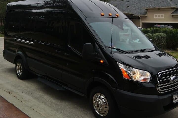 Galveston to Houston Private Shuttle: Reliable Van Transfer to IAH & Downtown Hotels photo 2