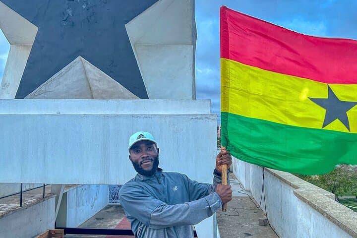 Accra City Tour: Full-Day Cultural & Coastal Highlights photo 2