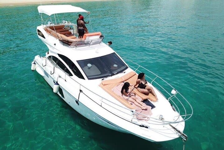 38ft Private Yacht in Los Cabos — Cabo Arch, Snorkel & Paddleboard Charter