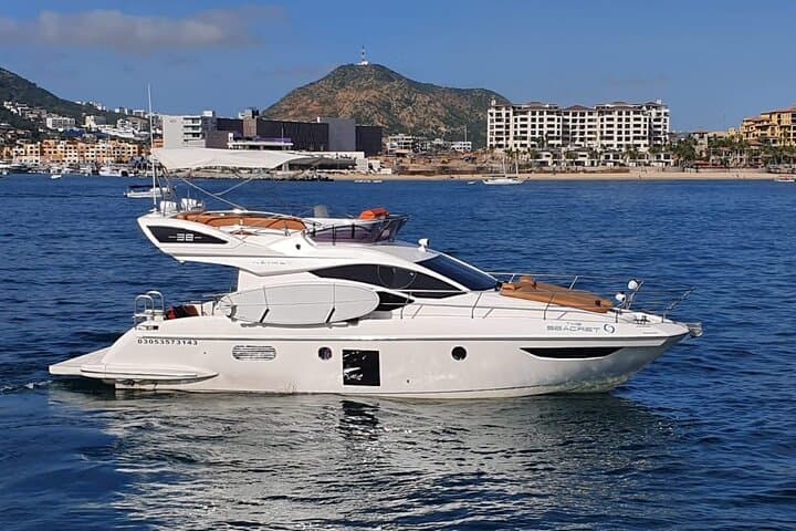 38ft Private Yacht in Los Cabos — Cabo Arch, Snorkel & Paddleboard Charter photo 2