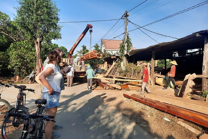 Pedal Through Nam Cat Tien: Cultural Bike Tour Through Markets, Temples & Rice Fields