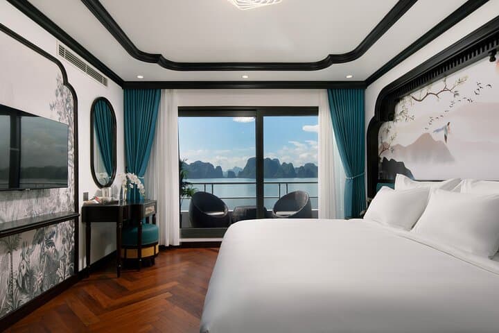 6-Star Luxury Halong & Lan Ha Bay Overnight Cruise with Kayaking photo 4