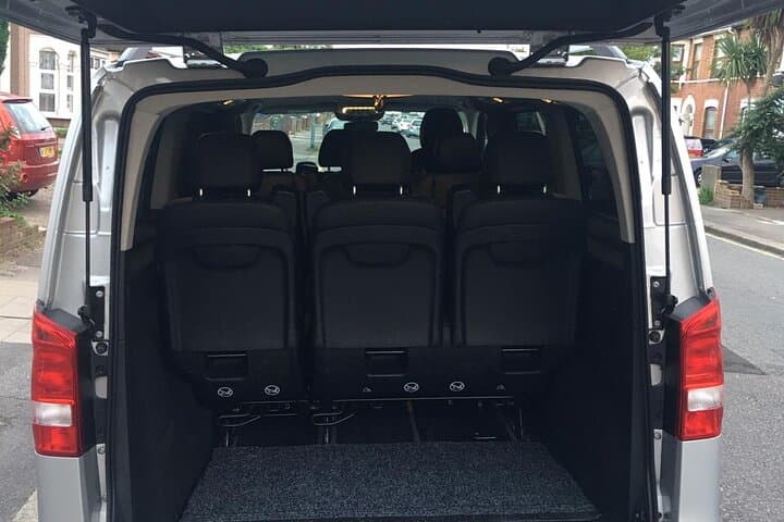 Southampton Port to Heathrow: Private One-Way Taxi Transfer photo 3