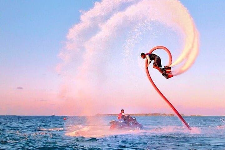Dubai Flyboarding Experience: Soar Above the Arabian Gulf (30-Min Lesson)