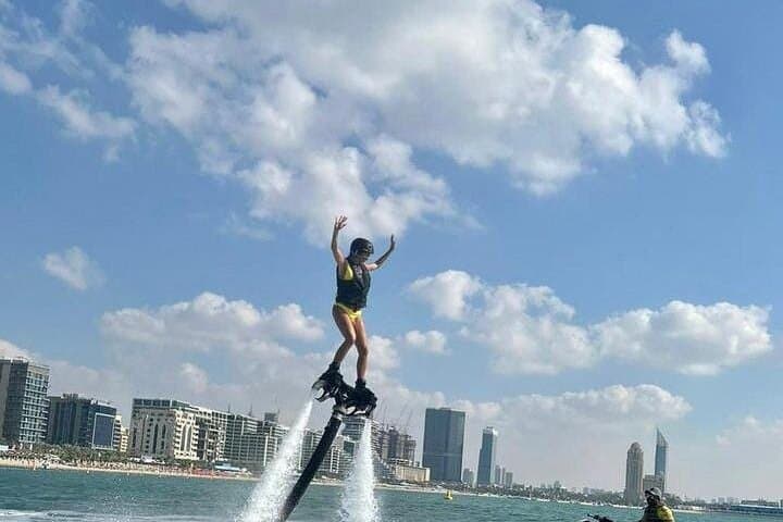 Dubai Flyboarding Experience: Soar Above the Arabian Gulf (30-Min Lesson) photo 4