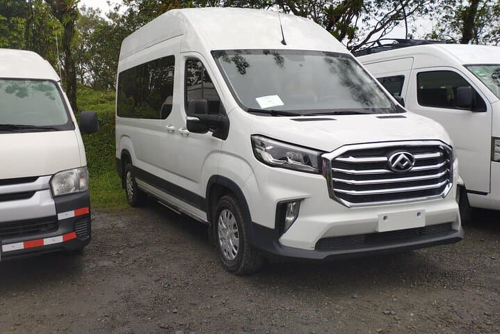 La Fortuna to Monteverde Private Transfer — Scenic Route Along Lake Arenal photo 6