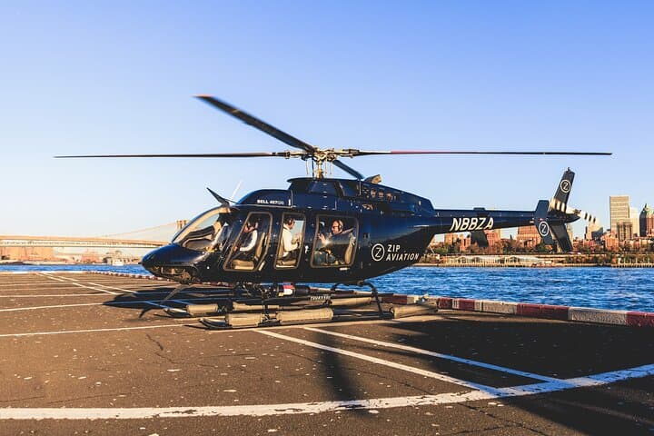 Helicopter Adventure: Explore the NYC Skyline