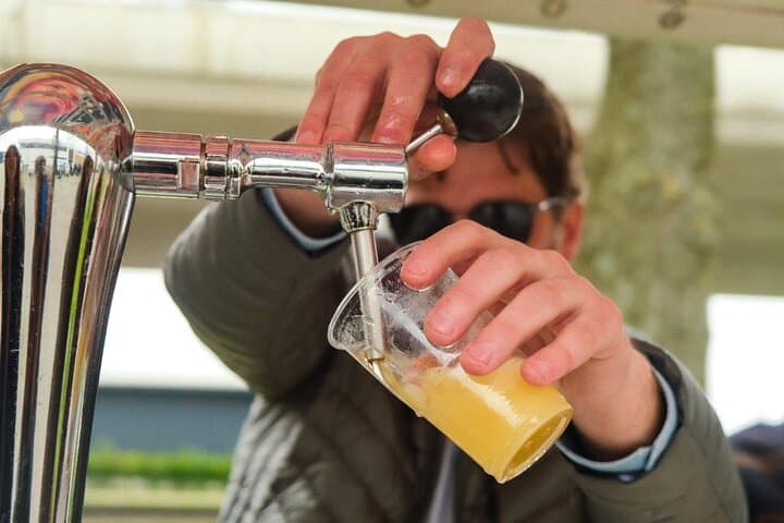 Amsterdam Beer Bike Blast: Private Beer Bike Tour with On-Tap Refreshments photo 3