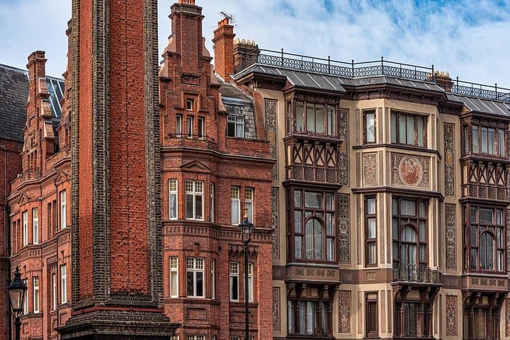 Victoria & Albert Museum Guided Tour and South Kensington Highlights photo 6