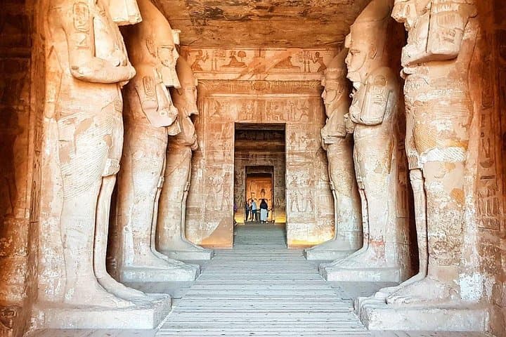 Luxor to Abu Simbel Private Day Tour — Guide, Transport & Tickets Included photo 3