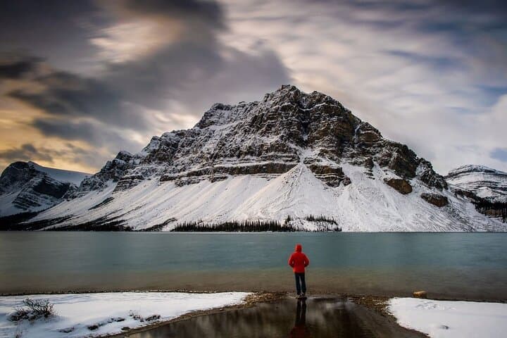 Full-Day Lake Louise & Icefields Parkway Winter Tour: Skating, Sleds & Scenic Stops photo 3