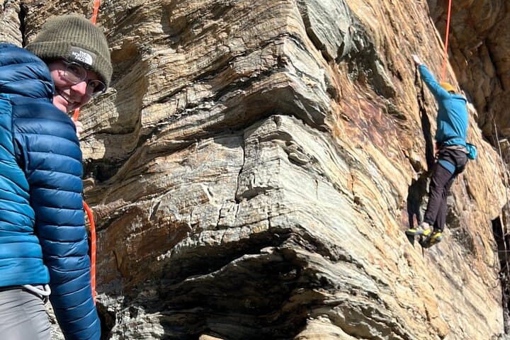 Pilot Mountain Rock Climb: Guided Single‑Pitch Adventure Near Mount Airy NC photo 3