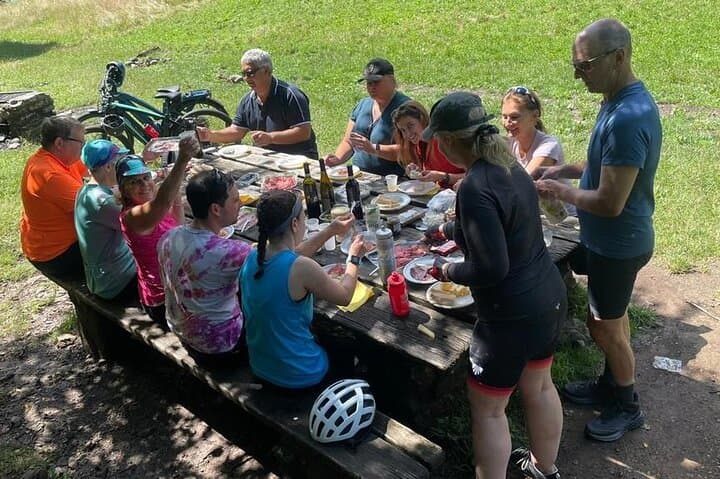 Bellagio Wild E‑Bike Tour: Lake Como Hills, Local Roads & Picnic Views photo 4