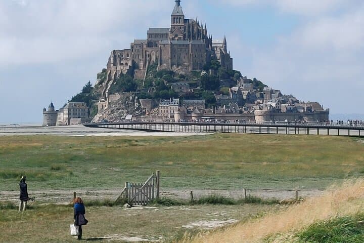 Private Walking Tour of Mont-Saint-Michel with Abbey Ticket photo 2