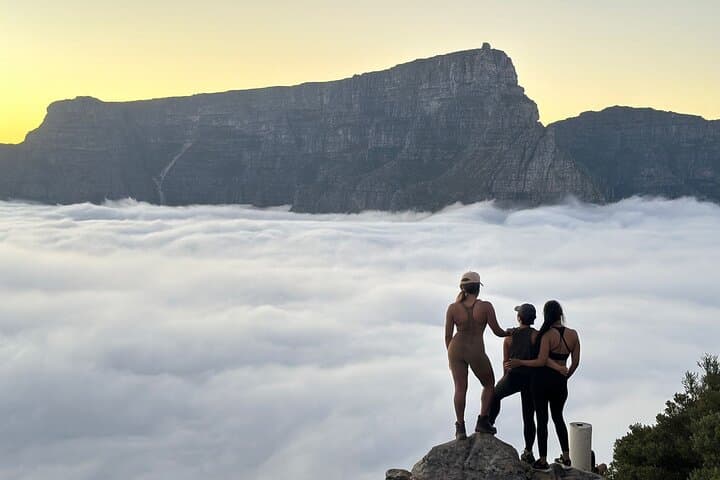 Lions Head Sunrise & Sunset Hike — Cape Town's Circular Summit Trail