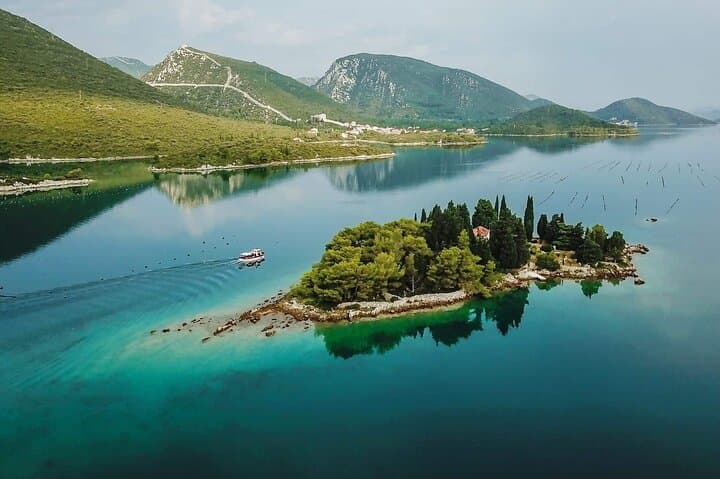 Private Day Trip to Pelješac: Trsteno Arboretum, Ston Walls, Wineries & Oysters from Dubrovnik photo 4