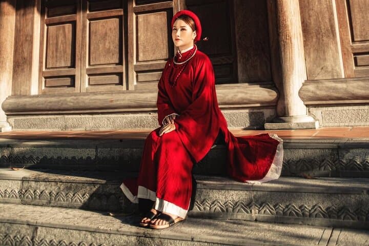 Dress Like Vietnam: Traditional Costume Photoshoot at Dong Dinh Museum photo 5