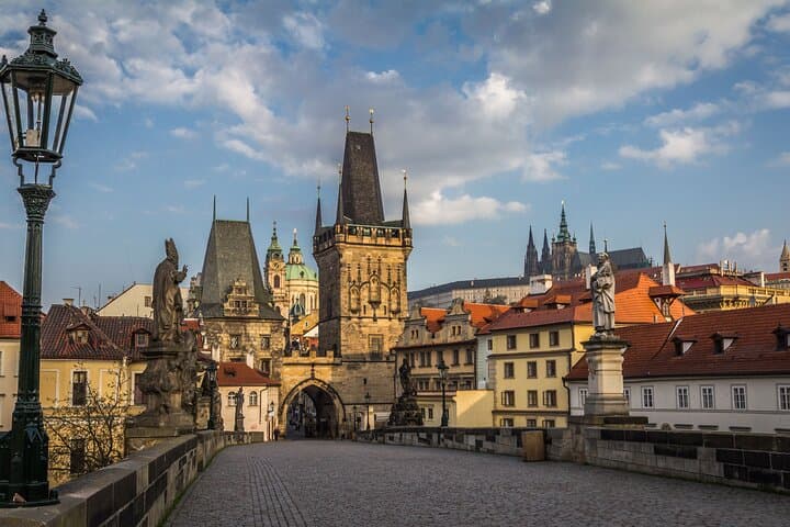 Prague in Four Hours: Private Panoramic City Tour with Hotel Pickup