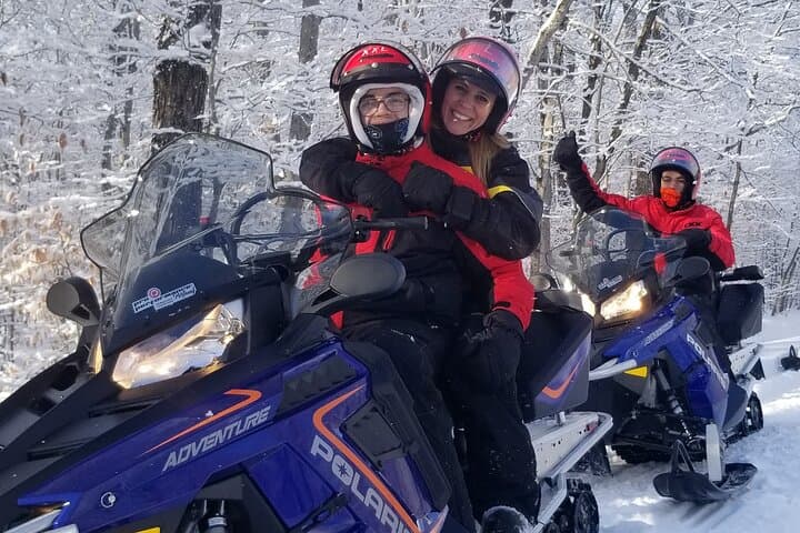 Île d'Orléans Snowmobiling: 1.5‑Hour Guided Winter Ride from Quebec City photo 5