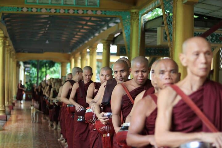 Golden Rock Kyaikhtiyo: 2-Day Private Sunset Pilgrimage from Yangon photo 3