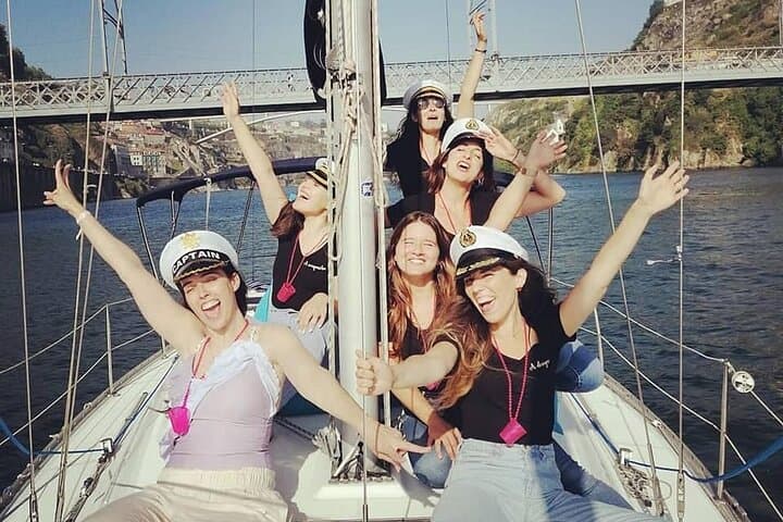 Private Porto Sailboat Party: Two-Hour Cruise from Vila Nova de Gaia with Welcome Drink photo 2