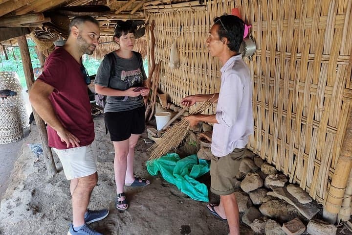 Custom Lombok Private Driver Tour — Beaches, Jungle & Local Markets in a Day