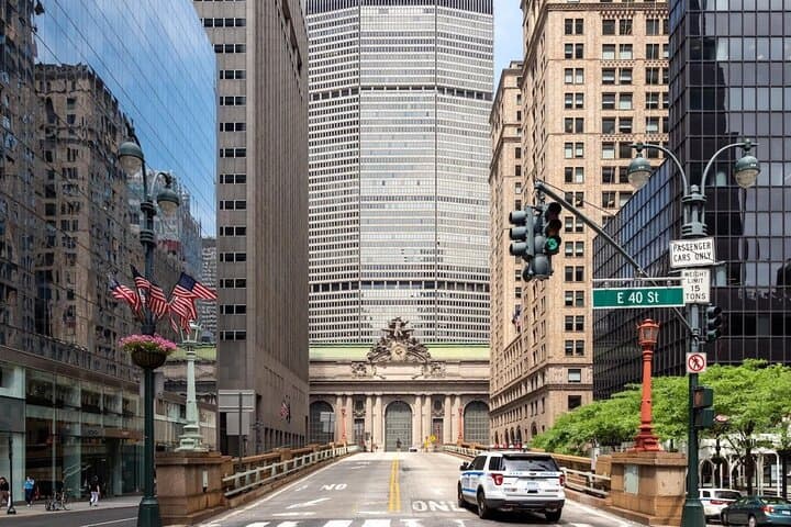 Empire State to Chrysler: Family Walking Tour Through Manhattan's Architectural Heart
