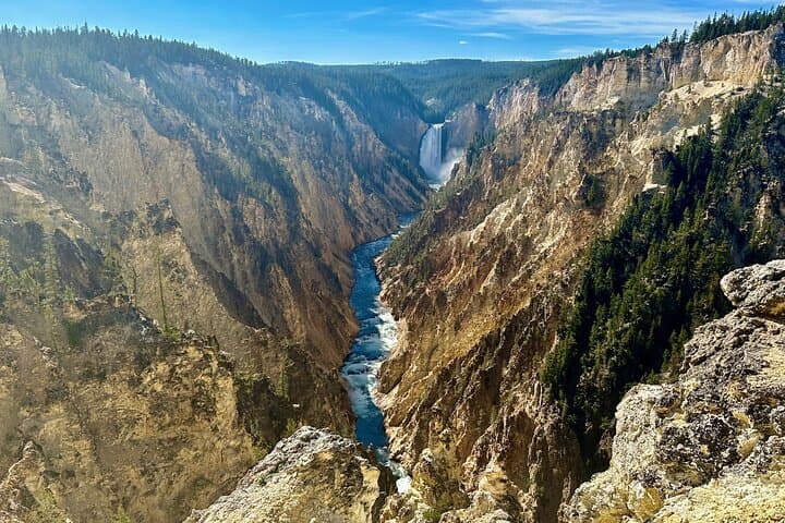Yellowstone Lower Loop Full-Day Tour: Old Faithful, Grand Prismatic & Hayden Valley Wildlife photo 3
