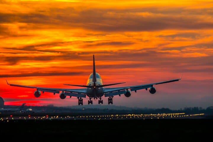 Southampton Port to Heathrow Private Transfer - 90-Min Luxury Shuttle photo 6