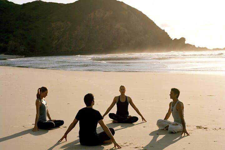 Private Beach Yoga in Floripa — 75-Minute Personalized Session at Campeche & Morro das Pedras photo 6