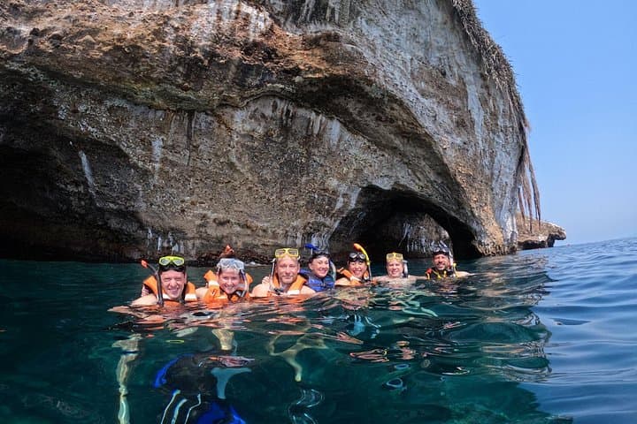 Snorkeling Los Arcos Mismaloya: Marine Sanctuary & Birdwatching Tour photo 2
