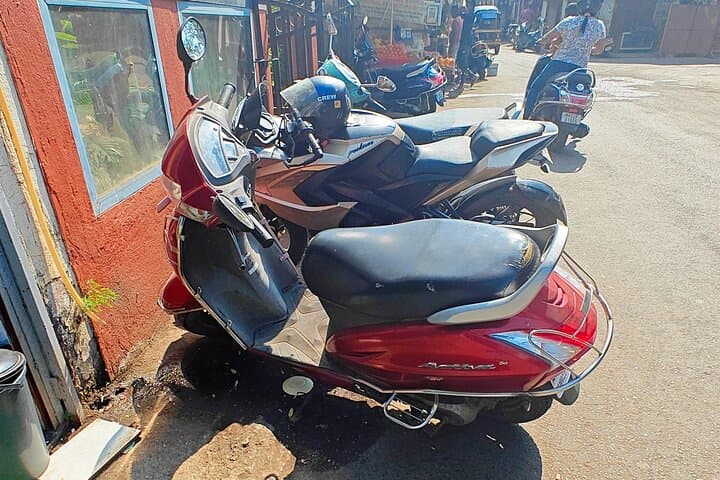 Mumbai on a Moped: Private Full-Day Solo City Tour photo 2